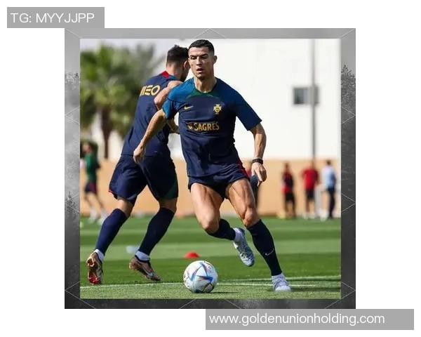 足球明星专访：谈论C罗的传奇生涯与对足球的影响